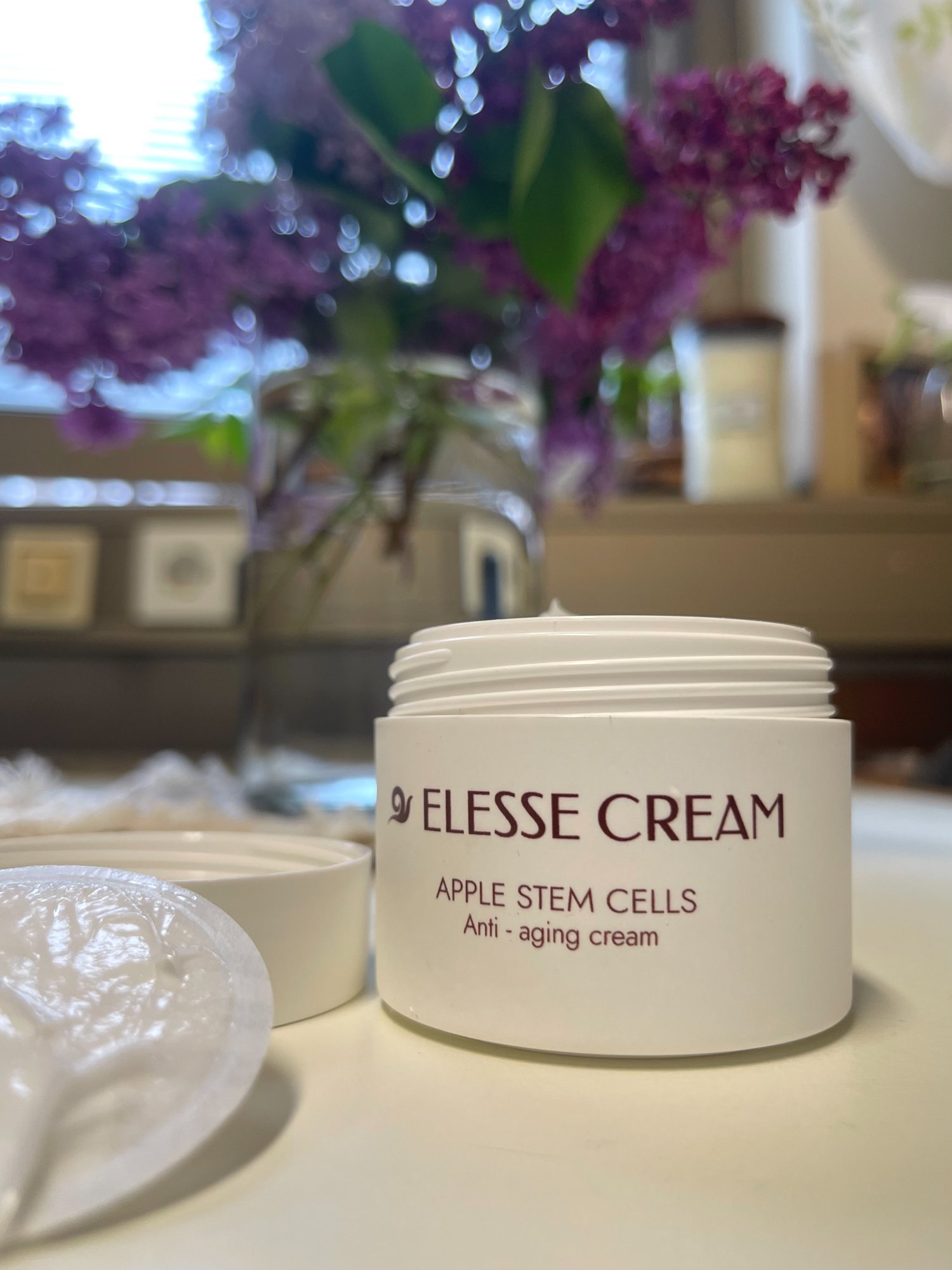 Elesse Cream – textura